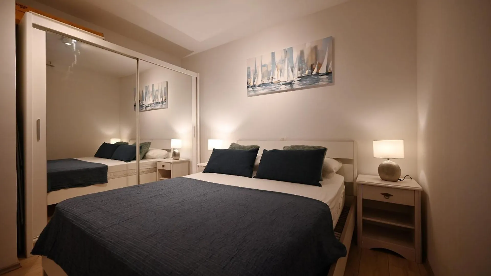 George Apartment
